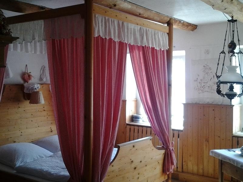 Gastehaus Zum Alten Schulhaus Hotel Miltenberg Bilik gambar